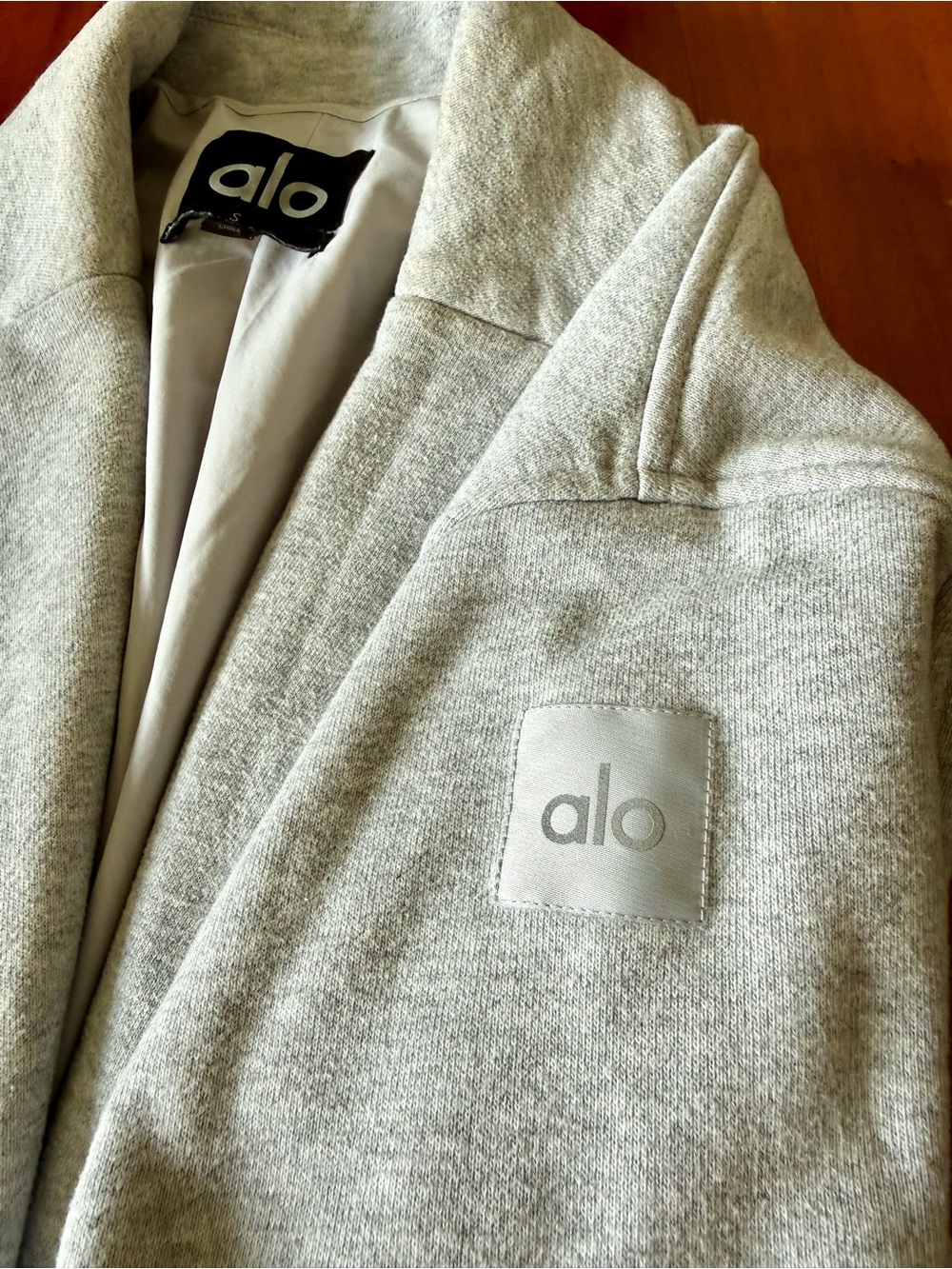 ALO Yoga Light Gray Tailored Trench Coat - Picture 8 of 8